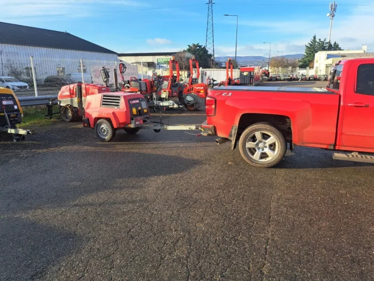 Transport sécurisé direct d'un compresseur pour chantier industriel entre VALENCE et LYON (FRANCE)