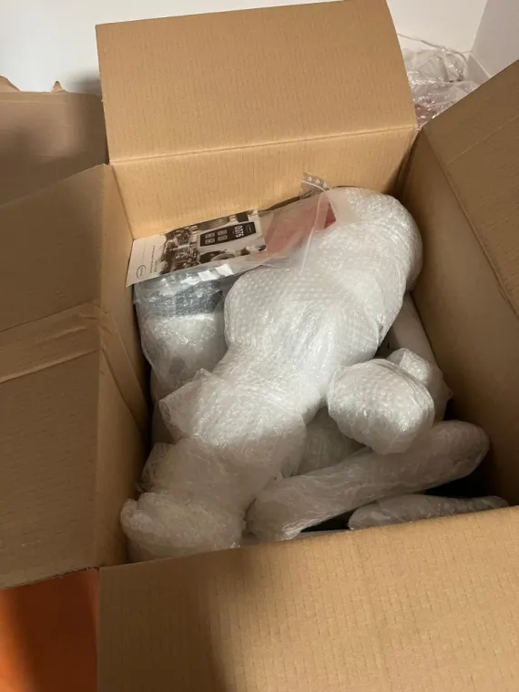 Emballage et tranport de lots pharmaceutiques très fragiles de LYON (FRANCE) vers MADRID (ESPAGNE)