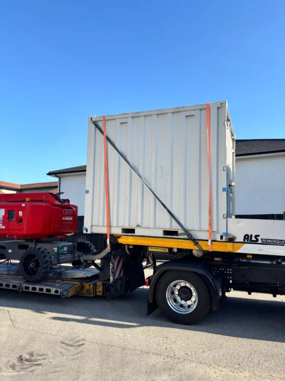 Transport de container de stockage de LYON (FRANCE) vers le LUXEMBOURG pour un client dans le BTP